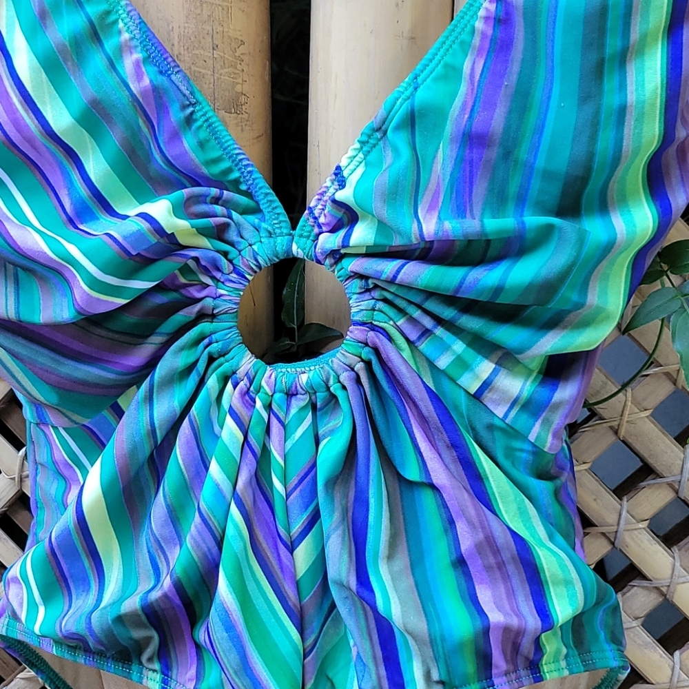 🐠 Under the Sea 🐠 Swimsuit - Picture 2 of 4